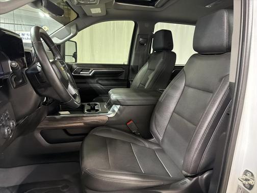 2024 Chevrolet Silverado 3500 LTZ