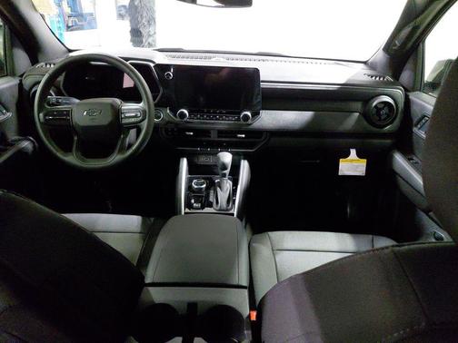 White Sands 2026 Chevrolet Colorado Trail Boss