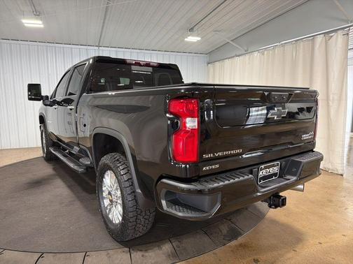 2022 Chevrolet Silverado 3500 High Country