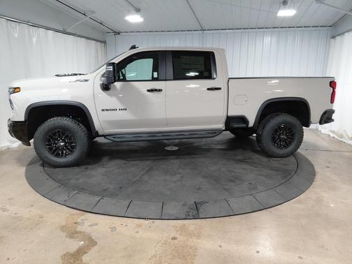 2026 Chevrolet Silverado 2500 Crew Cab, Standard Bed, XR2, 4WD