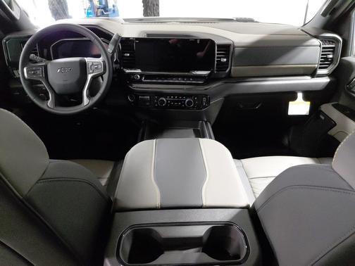 2026 Chevrolet Silverado 2500 Crew Cab, Standard Bed, XR2, 4WD