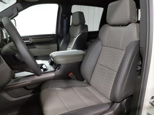 2026 Chevrolet Silverado 2500 Crew Cab, Standard Bed, XR2, 4WD