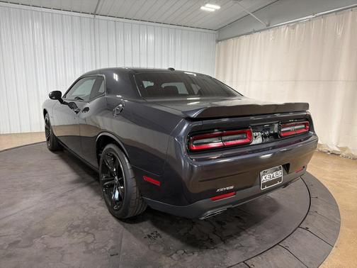 2017 Dodge Challenger R/T