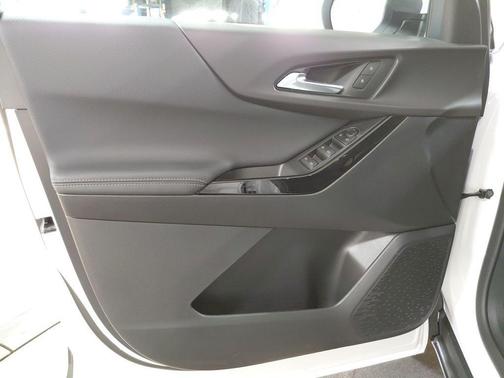 Summit White 2026 Chevrolet Equinox 1LT