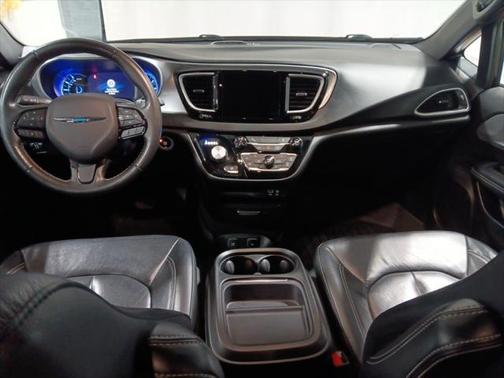 2020 Chrysler Pacifica Hybrid Touring L