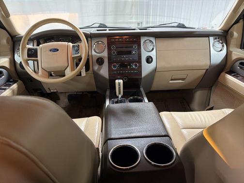 2011 Ford Expedition XLT
