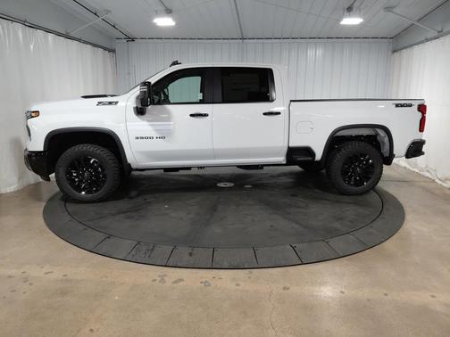 2026 Chevrolet Silverado 3500 LT