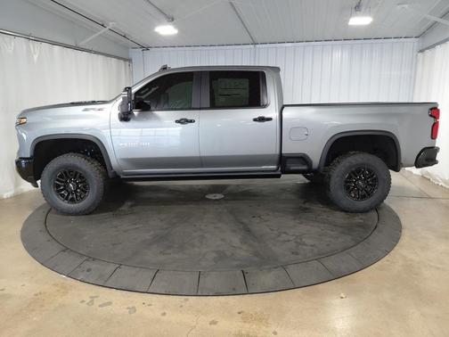 2026 Chevrolet Silverado 2500 Crew Cab, Standard Bed, XR2, 4WD