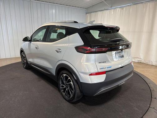2022 Chevrolet Bolt EUV FWD Premier