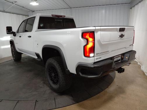 2026 Chevrolet Silverado 2500 Crew Cab, Standard Bed, XR2, 4WD