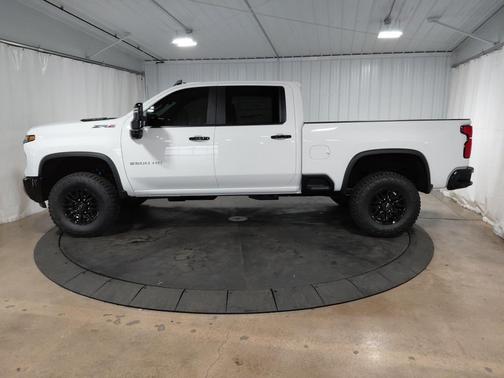 2026 Chevrolet Silverado 2500 Crew Cab, Standard Bed, XR2, 4WD