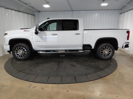 2026 Chevrolet Silverado 3500 LT