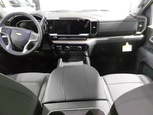 2026 Chevrolet Silverado 3500 LT