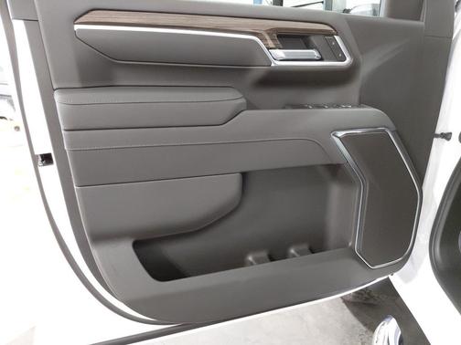 2026 Chevrolet Silverado 3500 LT