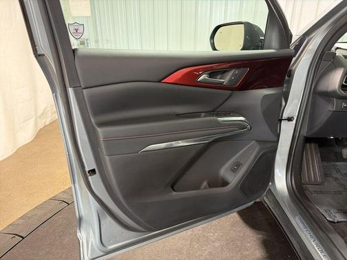 2025 Chevrolet Traverse AWD Z71