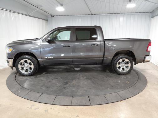 Granite Crystal Metallic Clearcoat 2019 RAM 1500 Big Horn