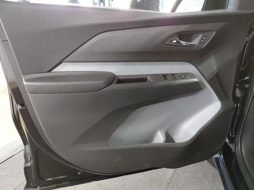 Mosaic Black Metallic 2027 Chevrolet Bolt LT FWD