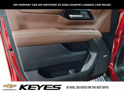 2025 Chevrolet Suburban 4WD High Country