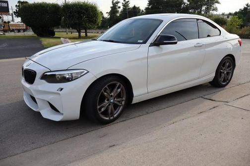 2016 BMW 228 i