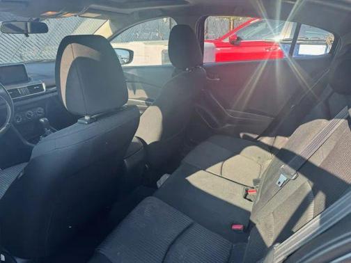 2016 Mazda Mazda3 i Touring