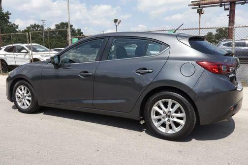 2016 Mazda Mazda3 i Touring