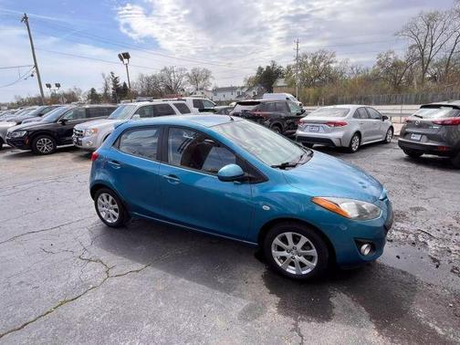 2011 Mazda Mazda2 Touring
