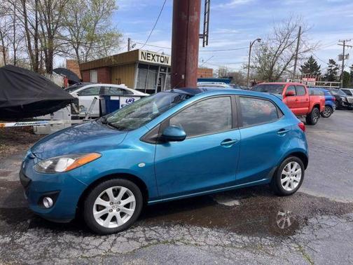 2011 Mazda Mazda2 Touring
