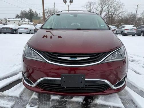 2018 Chrysler Pacifica Hybrid Limited