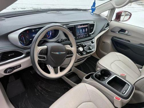 2018 Chrysler Pacifica Hybrid Limited