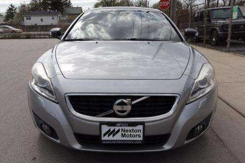 2011 Volvo C70 T5