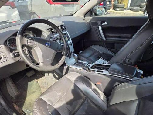 2011 Volvo C70 T5