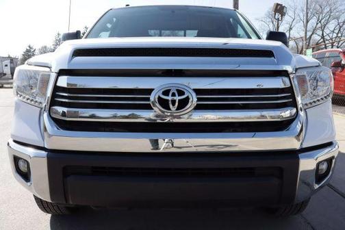 2016 Toyota Tundra SR5