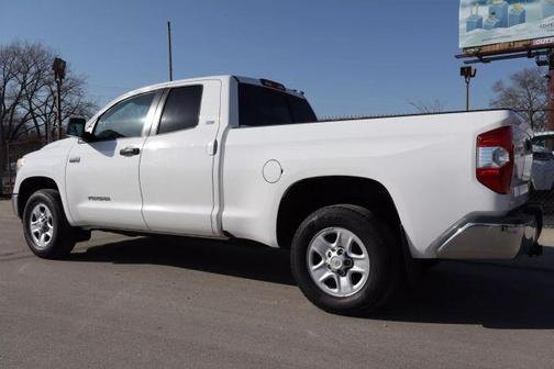 2016 Toyota Tundra SR5