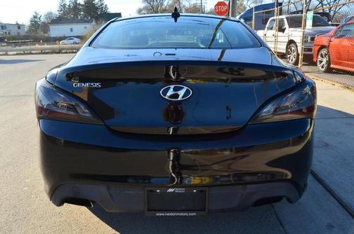 Photo 5 of 15 of 2012 Hyundai Genesis Coupe 2.0T