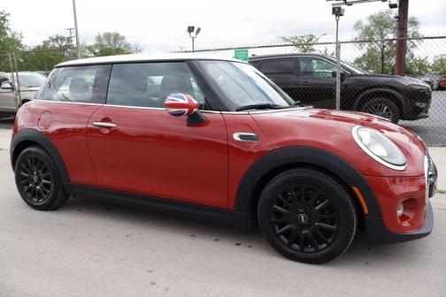 2017 MINI Hardtop Cooper