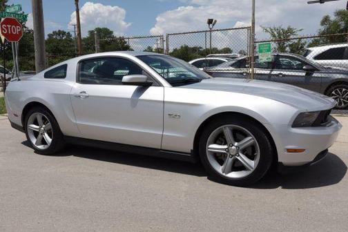 2011 Ford Mustang GT Premium