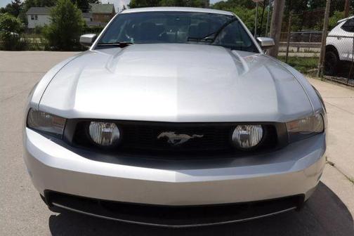 2011 Ford Mustang GT Premium