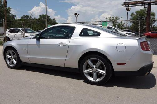 2011 Ford Mustang GT Premium
