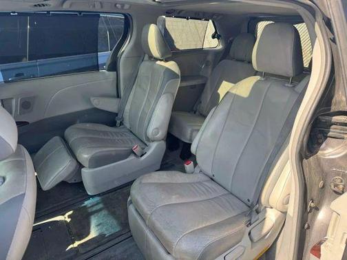 2013 Toyota Sienna Limited