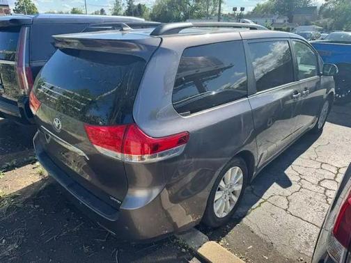 2013 Toyota Sienna Limited