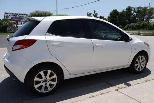 2013 Mazda Mazda2 Touring