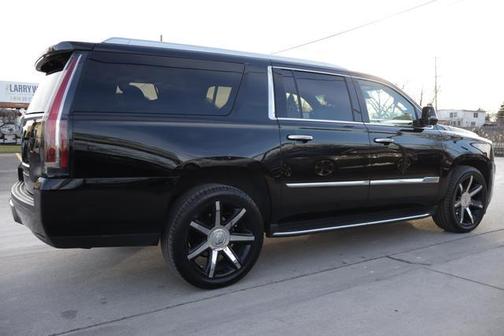 2017 Cadillac Escalade ESV Premium Luxury