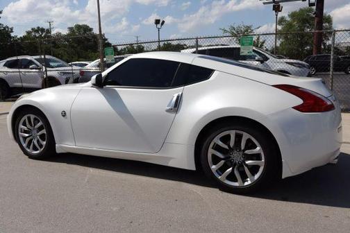 2014 Nissan 370Z Base