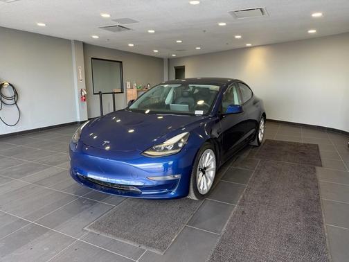2022 Tesla Model 3 Long Range