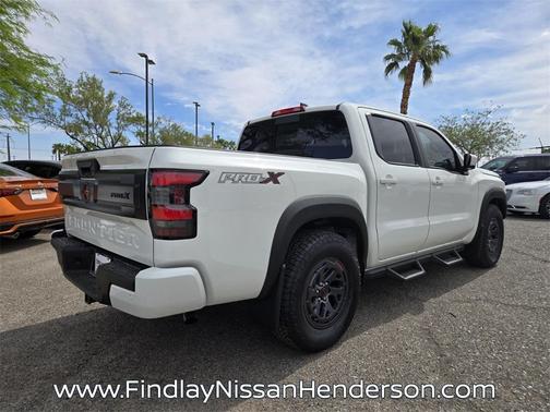 2025 Nissan Frontier PRO-X