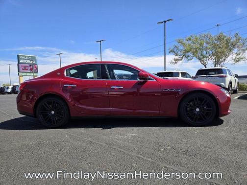 Rosso Energia Pearlescent 2015 Maserati Ghibli Base