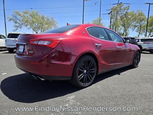 Rosso Energia Pearlescent 2015 Maserati Ghibli Base