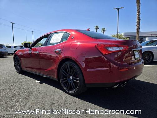 Rosso Energia Pearlescent 2015 Maserati Ghibli Base