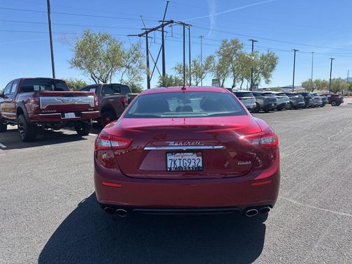 Rosso Energia Pearlescent 2015 Maserati Ghibli Base