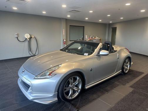 2010 Nissan 370Z Touring